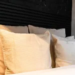 Charming & Cozy In The Heart Of * גנט