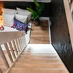 Charming & Cozy In The Heart Of *