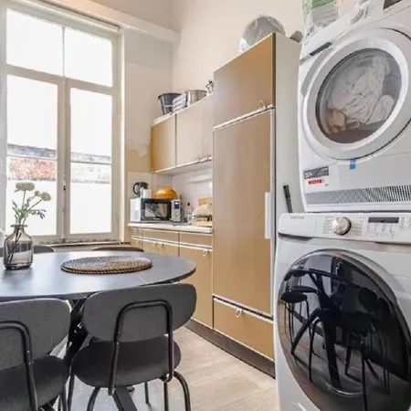 Charming & Cozy In The Heart Of Daire Gent