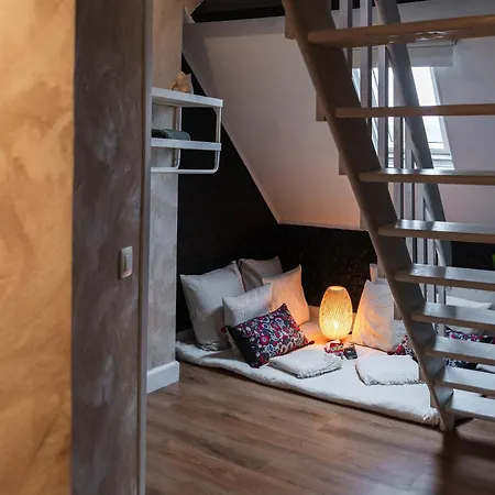 Daire Charming & Cozy In The Heart Of Gent