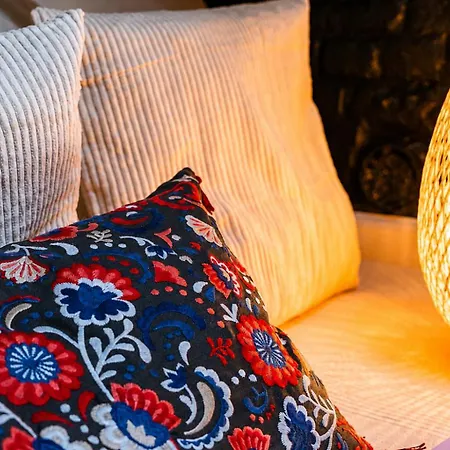 アパート Charming & Cozy In The Heart Of ヘント